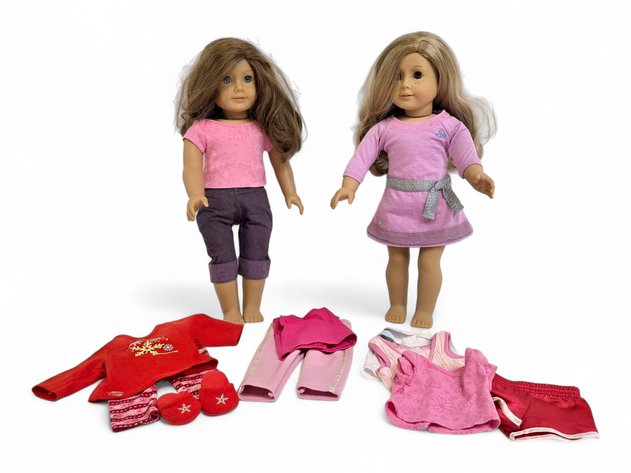 American Girl Truly Me Dolls w/ Clothing