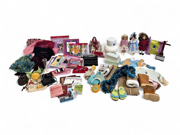 Mini American Girl Dolls w/ Full-Size American Girl Doll Accessories