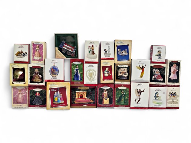 26x Hallmark Keepsake Christmas Ornaments
