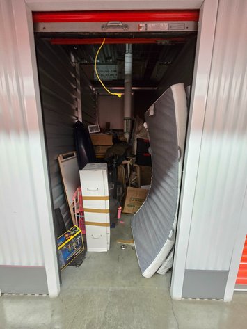 5' x 10' x 8' Storage Unit 2066 - N. Anchorage