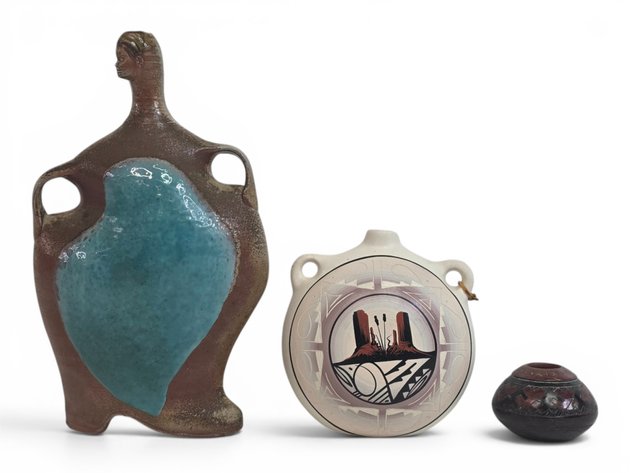 Native American Pottery Vases & Ceramic Studio Art