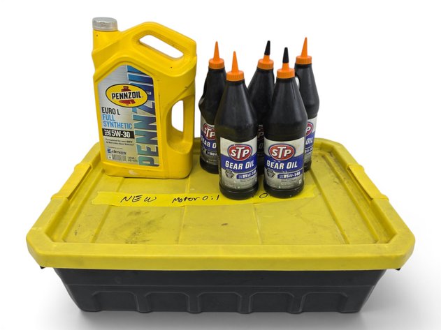 STP & Pennzoil Motor & Gear Oil w/ Tote