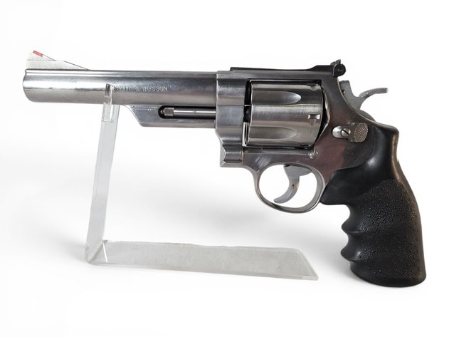 S&W 629-1 44 MAG Revolver