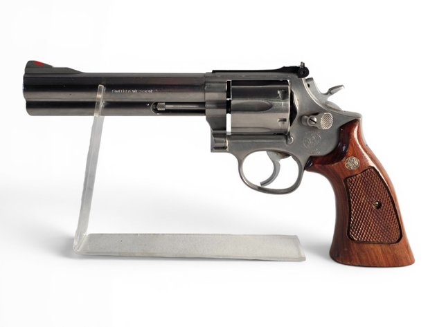 Smith & Wesson 686-3 357 MAG Revolver