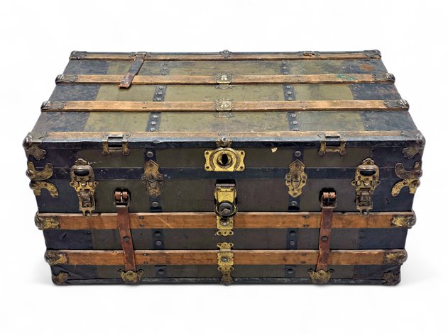 Rattan Trunks Flat-Top Steamer Travel Trunk