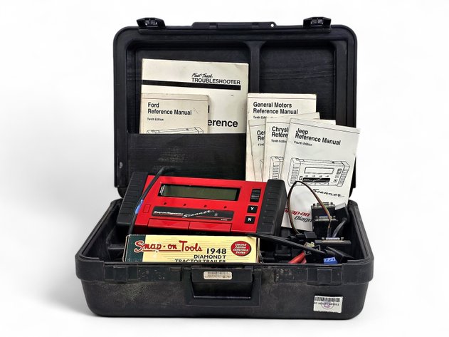 Snap-On Diagnostic Scanner, Keys & Diecast Coin Bank