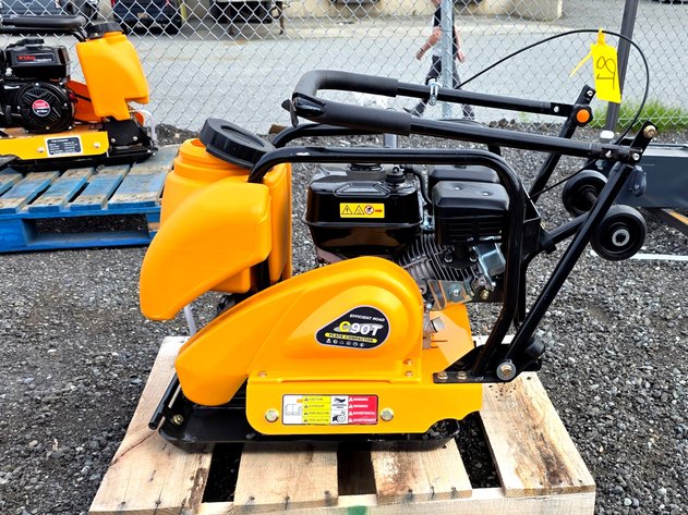 New 15 kN Vibratory Plate Compactor – 196cc Gas Engine – 2026 MMS MS90