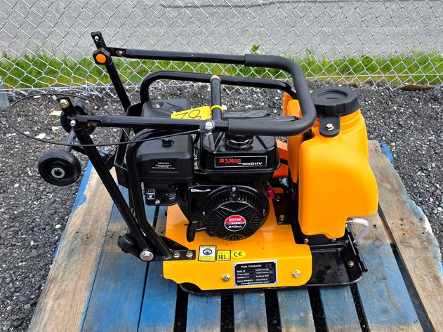 New 15 kN Vibratory Plate Compactor – 196cc Gas Engine – 2026 MMS MS90