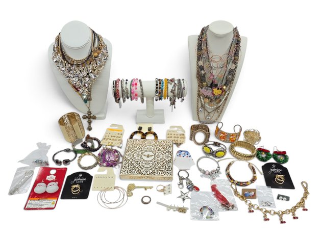 Fashion & Costume Jewelry