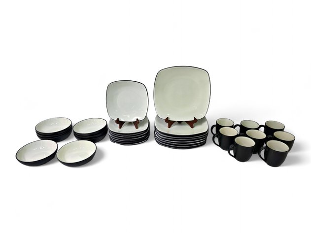 32x Piece Noritake Stoneware Dish Set