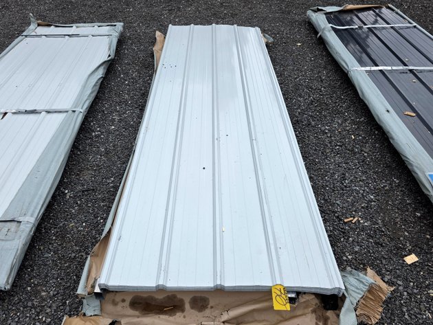 9.8’ x 3' Galvalume Steel Siding/Roofing Sheets (Quantity of 50) - SKLP - SK-XH50
