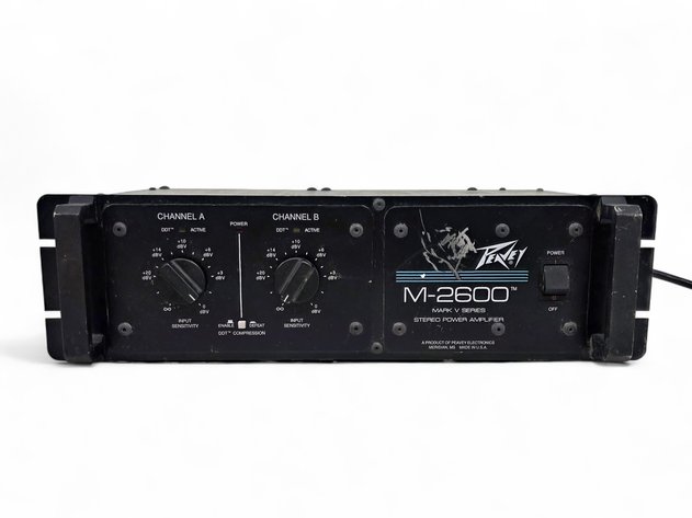 Peavey M-2600 Mark V Series Stereo Power Amplifier