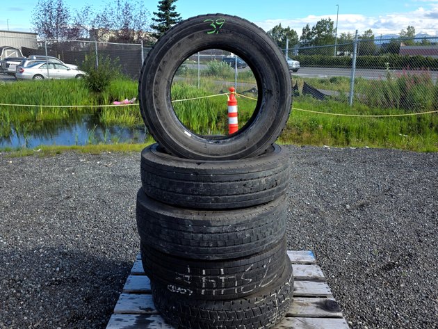 5x Tires - Goodyear G622 RSD, G647 RSS & Continental HDR