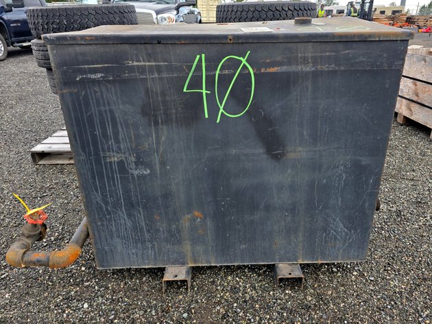 Industrial Steel Fluid Storage Tank