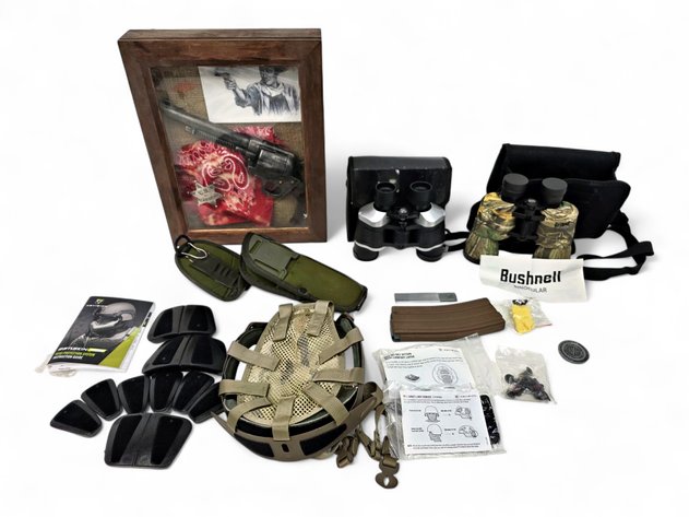 John Wayne Prop Revolver Shadow Box, Binoculars, Fallout 76 Challenge Coin & More