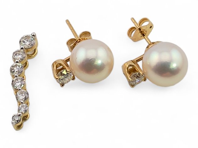 14k Yellow Gold & Diamond Pendant & Pearl Earrings