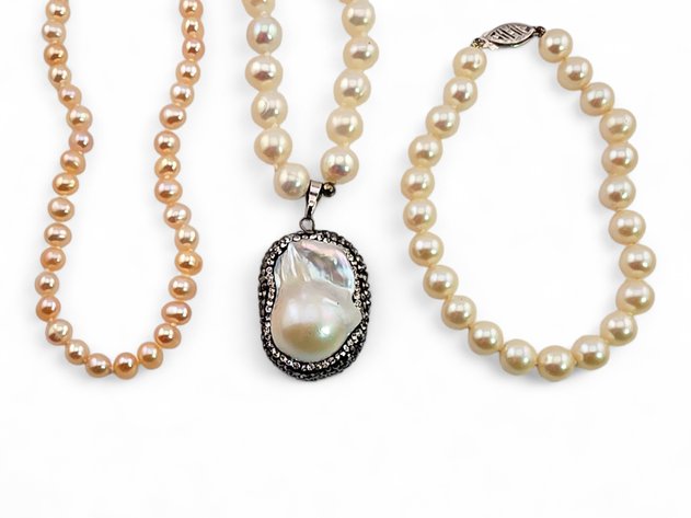 Pearl Necklace, Blister Pearl Pendant & Bracelet w/ 14k Gold Clasp