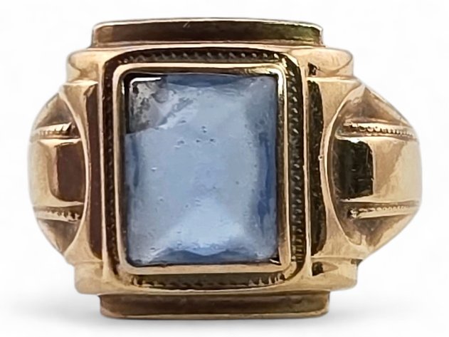 10k Yellow Gold Ring w/ Blue Stone - Size 6