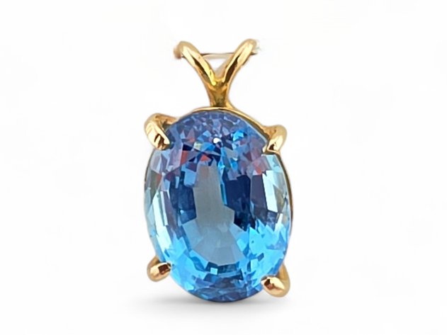 14k Yellow Gold Topaz Pendant