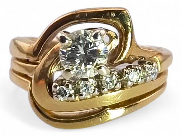 14k Yellow Gold & Diamond Cocktail Ring - Size 5.5