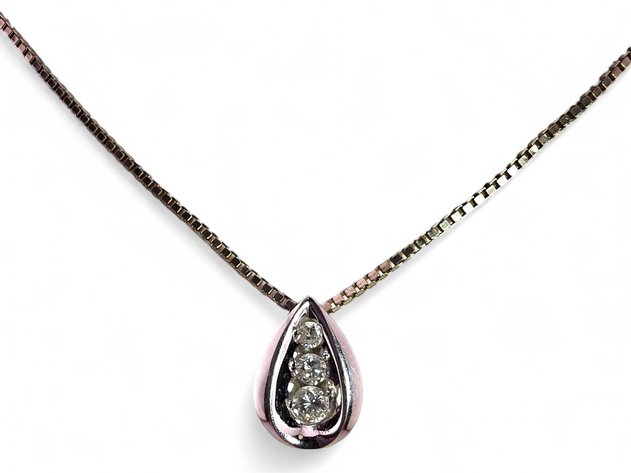 Sterling Silver Necklace w/ Teardrop-Shaped Pendant & Diamonds