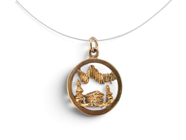 10k Yellow Gold Cabin & Northern Lights Pendant