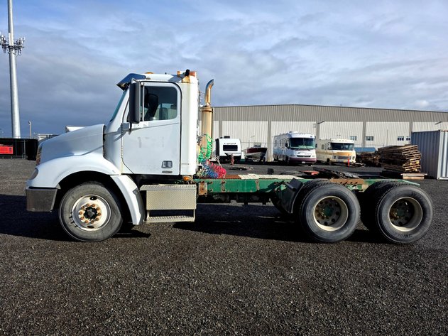 2007 Freightliner Columbia Truck-Tractor