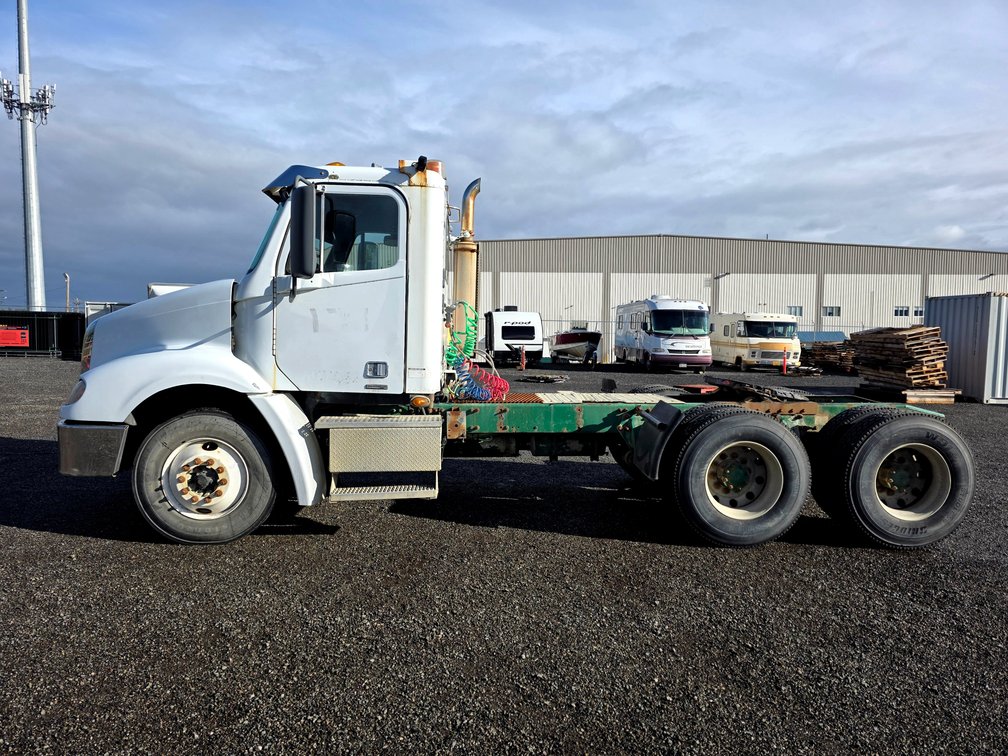 2007 Freightliner Columbia Truck-Tractor
