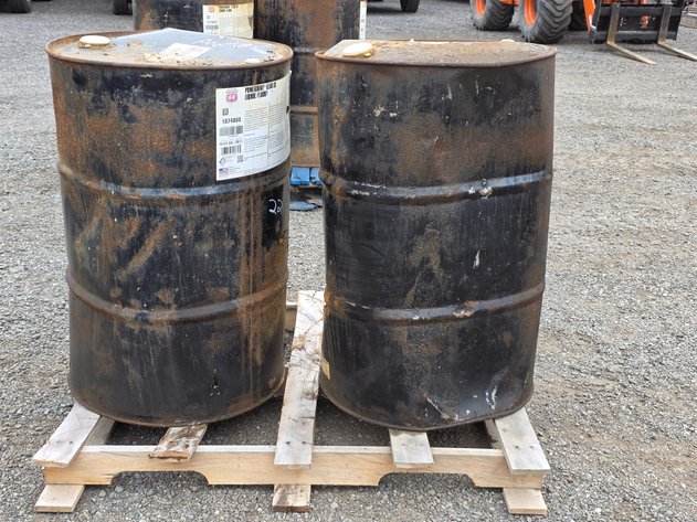 2x 55-Gallon Fluid Drums by Phillips 66  - Powerdrive Fluid 30 & Guardol ECT Diesel Engine Oil