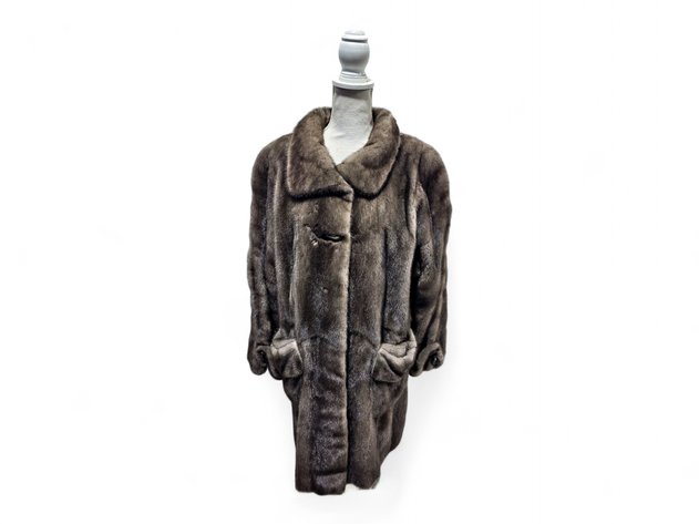 HM Pelz-Design Mid-Length Mink Fur Coat