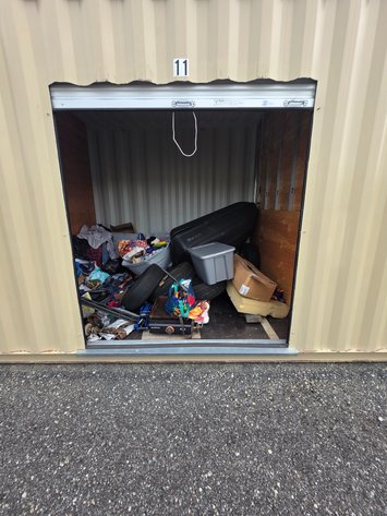 10' x 8' Storage Unit F11 - Debarr