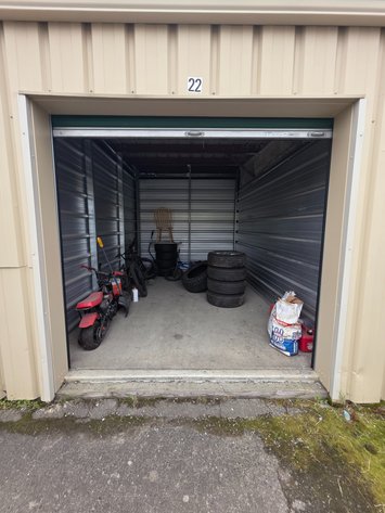 10' x 15' Storage Unit E22 - Midtown