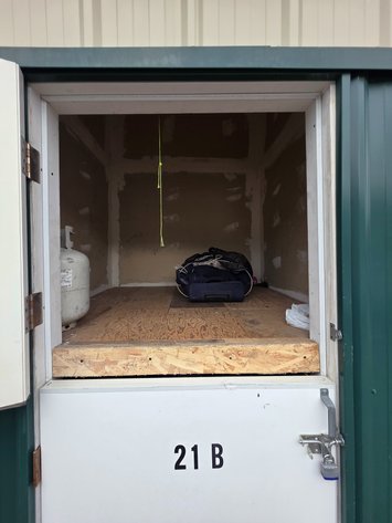 5' x 5' x 6' Storage Unit O21T - Midtown