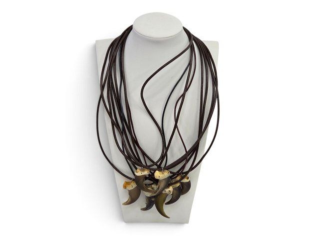 Black Bear Claw Pendant Necklaces