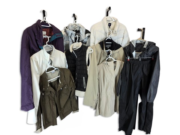 Winter Clothing, Jackets, Vests & Pants - GAP, Columbia, North Face, Calvin Klein, Frogg Toggs & Other