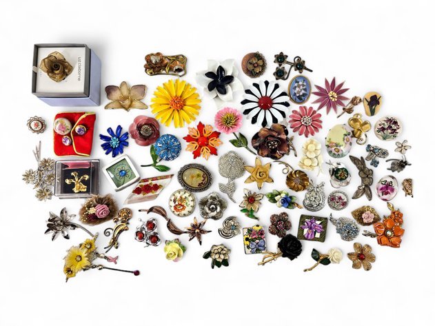 Floral Brooches & Pins
