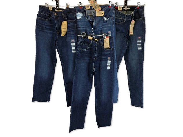 Women's Levi's High-Rise Jeans - Size 8