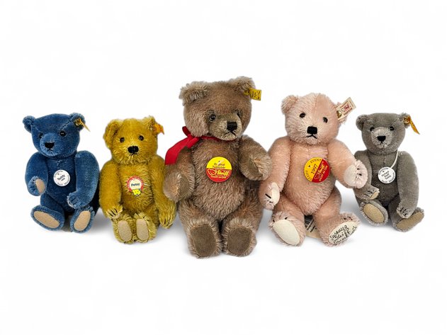 Steiff Historical & Event Miniature Teddy Bears