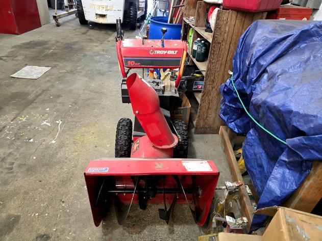 Troy-Bilt 42010 10 HP Snow Blower