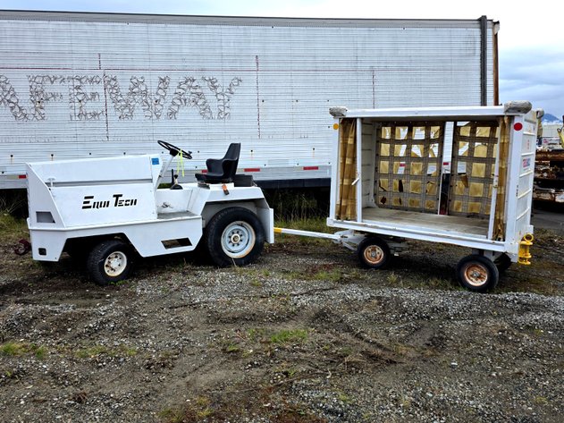 Equi Tech Airport Tug & TEDSBOX Baggage Cart