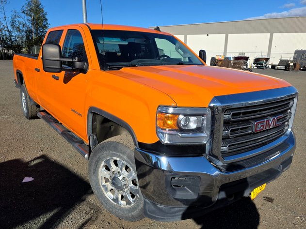 2015 GMC Sierra 3500HD SLE Crew Cab 4x4