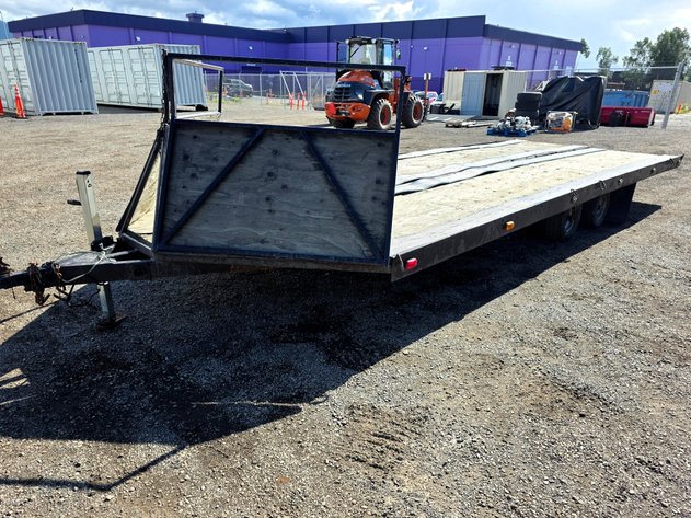 2003 Tandem-Axle Snowmachine/Utility Trailer w/ Approx. 23' x 8' Deck