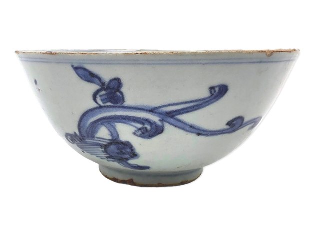 Late Ming Chinese Blue & White Chilong Dragon Bowl