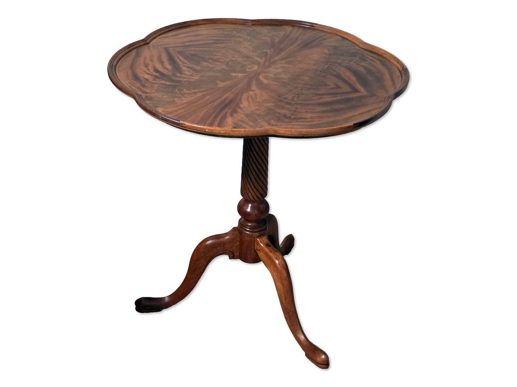George III-Style Flame Mahogany Piecrust Tilt-Top Wine or Tea Table