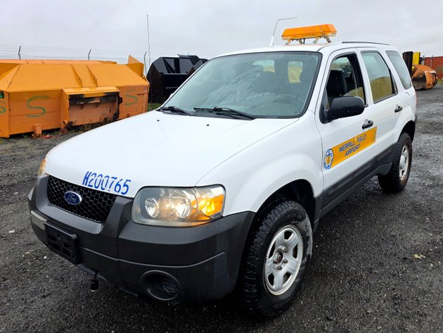 2006 Ford Escape XLS 4WD SUV w/ 66,115 Miles