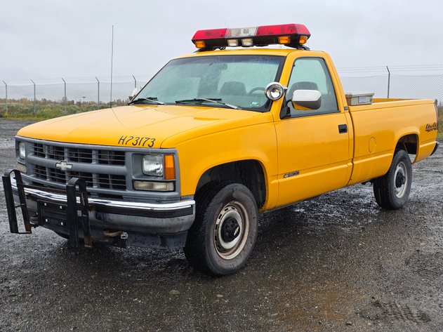 1995 Chevrolet K1500 4x4 Pickup — 99,502 Miles