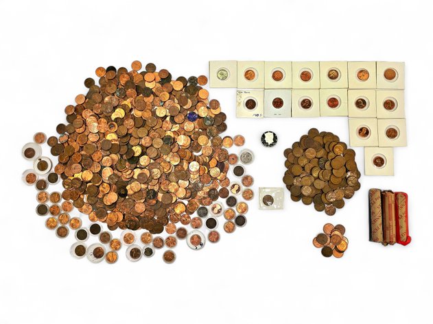 Lincoln Cents w/ Canadian Cents, Kennedy Half Dollar & Other Coins