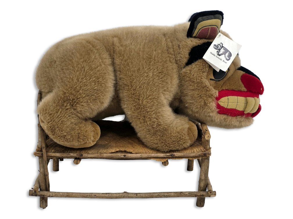 Bill Reid-Design Haida Grizzly Bear Plush Toy & Wooden Toy Bed