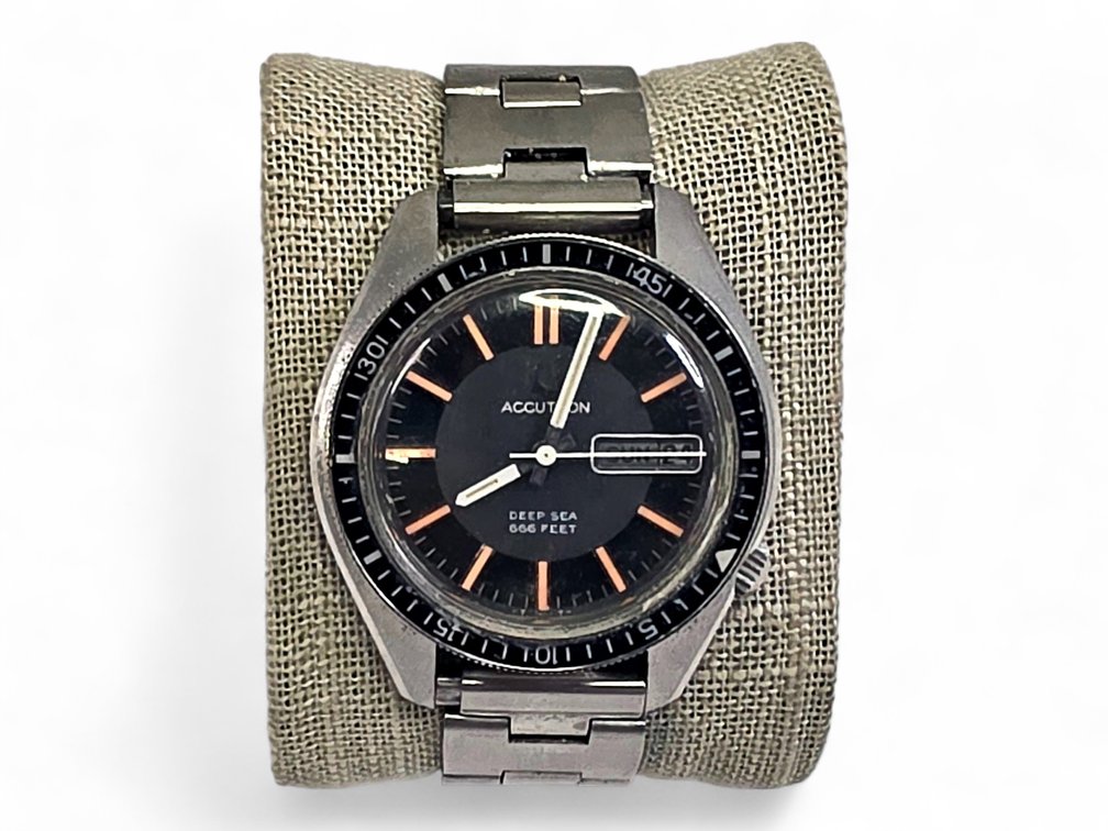 1972 Bulova Accutron Deep Sea 666 Feet Dive Watch, Nonrunning