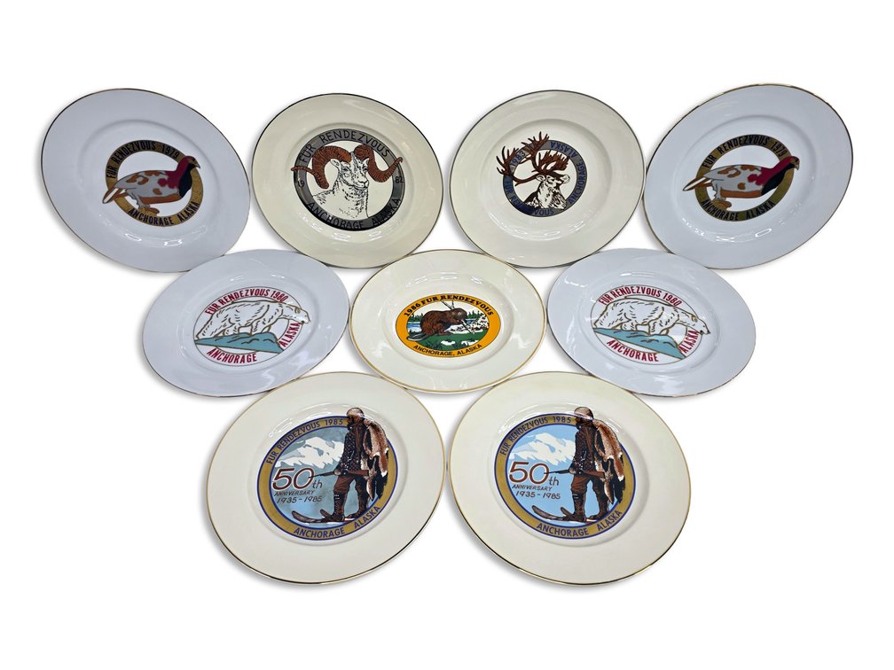 9x Fur Rendezvous Porcelain Plates, 1979–1986